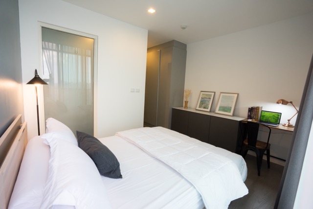 Noble Revo Silom / 1 Bedroom (SALE WITH TENENT), โนเบิล รีโว สีลม / 1 ห้องนอน (ขายพร้อมผู้เช่า) DO048