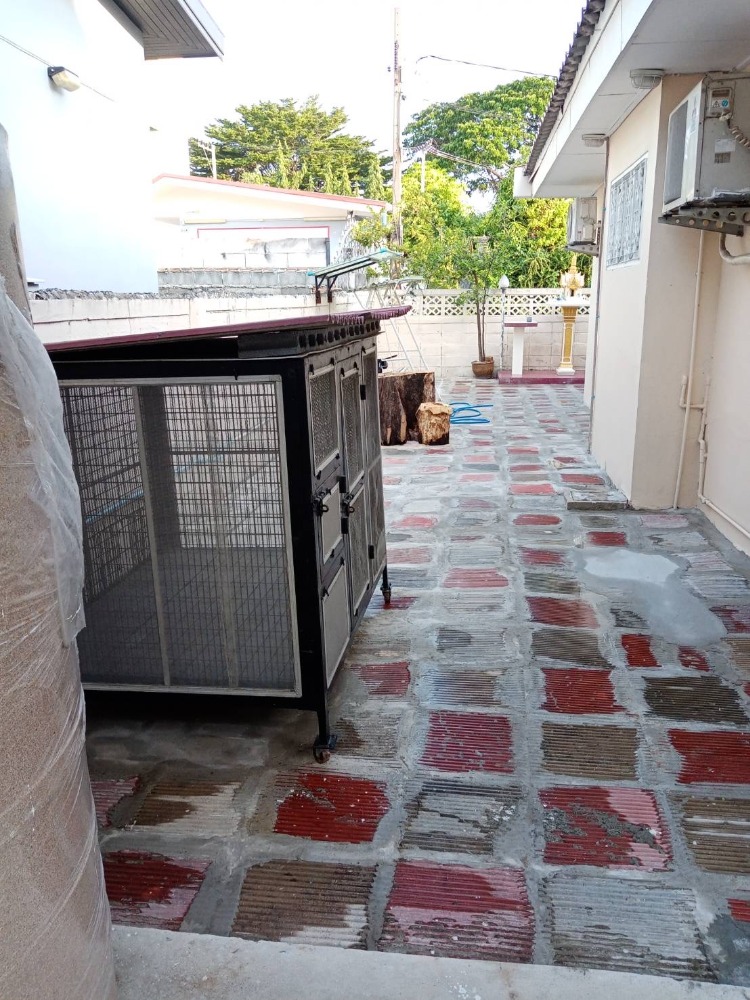 บ้านเดี่ยว โชคชัย 4 ซอย 36 / 3 ห้องนอน (ขาย), Detached House Chokchai 4 Soi 36 / 3 Bedrooms (FOR SALE) RUK428