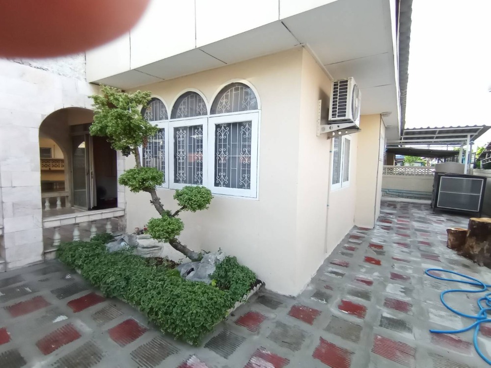 บ้านเดี่ยว โชคชัย 4 ซอย 36 / 3 ห้องนอน (ขาย), Detached House Chokchai 4 Soi 36 / 3 Bedrooms (FOR SALE) RUK428