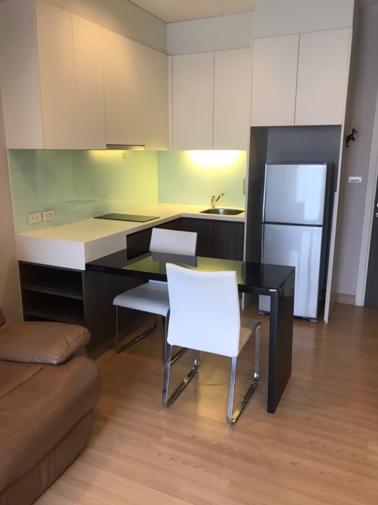 Urbano Absolute Sathon - Taksin / 1 Bedroom (SALE), เออร์บาโน่ แอบโซลูท สาทร - ตากสิน / 1 ห้องนอน (ขาย) DO074