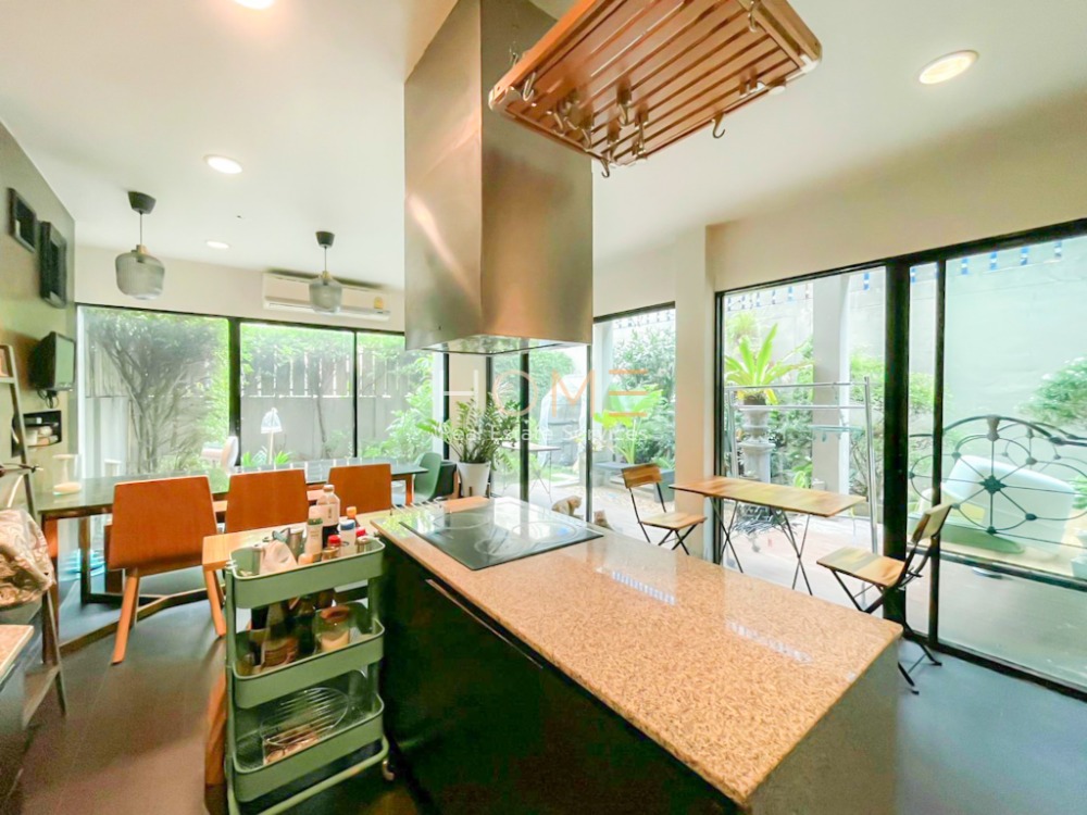 ทาวน์โฮม โนเบิล คิวบ์ พัฒนาการ / 4 ห้องนอน (ขาย), Noble Cube Pattanakarn / Townhome 4 Bedrooms (FOR SALE) PALM718