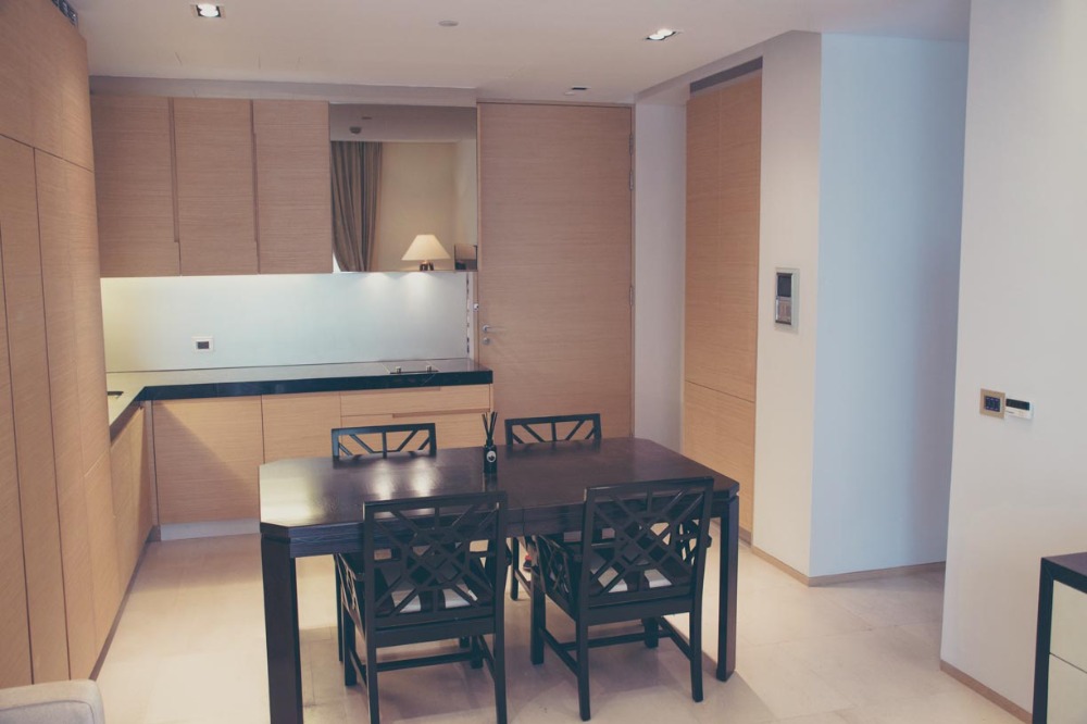 Silom Condominuim / 1 Bedroom (SALE WITH TENENT), สีลม คอนโดมิเนียม / 1 ห้องนอน (ขายพร้อมผู้เช่า) DO121