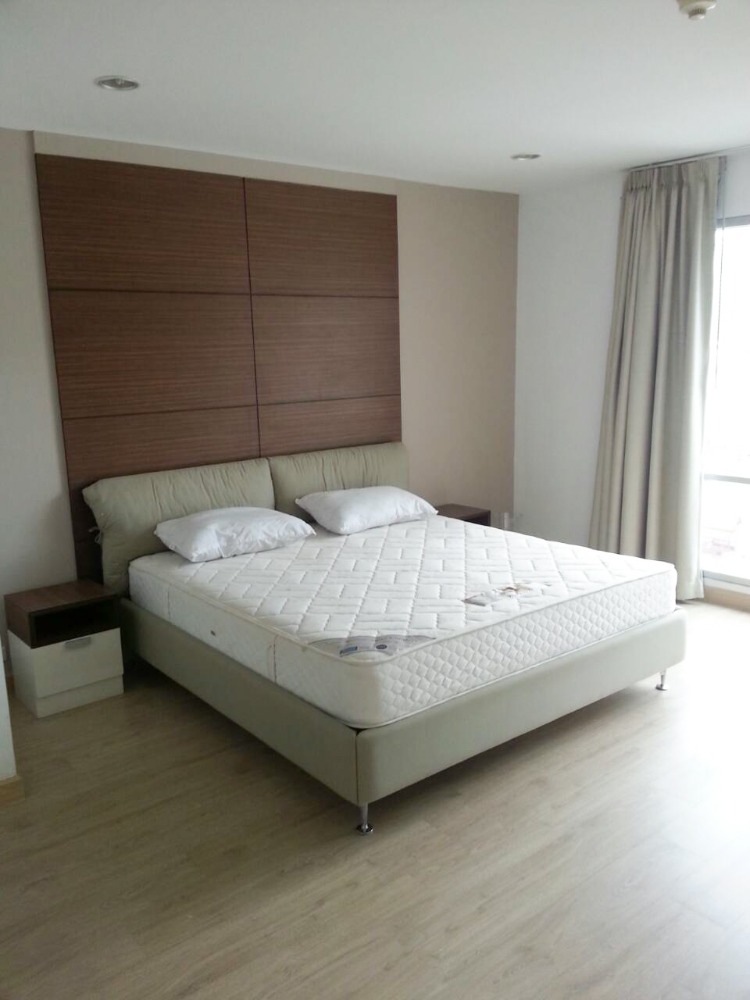 Silom Grand Terrace / 1 Bedroom (SALE WITH TENET), สีลม แกรนด์ เทอเรส / 1 ห้องนอน (ขายพร้อมผู้เช่า) DO129