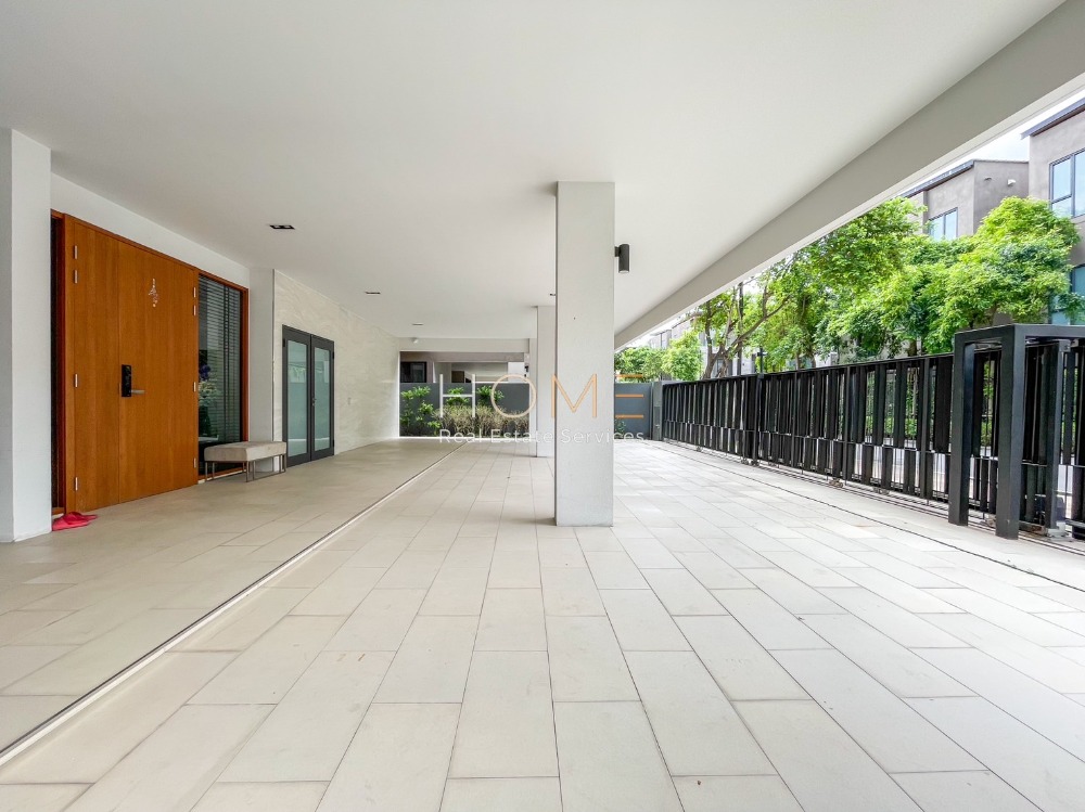 บ้านเดี่ยว วนา เรสซิเดนซ์ พระราม 9 - ศรีนครินทร์ / 5 ห้องนอน (ขาย), Vana Residence Rama 9 - Srinakarin / Detached House 5 Bedrooms (FOR SALE) COF408