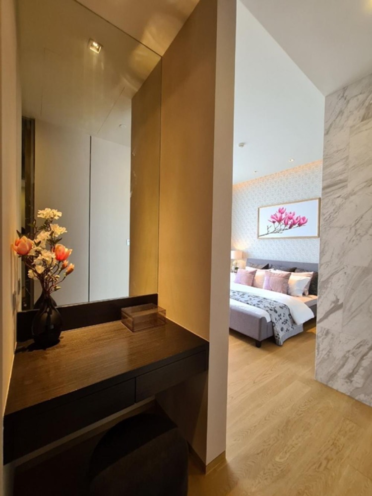 Saladaeng One / 2 Bedrooms (SALE WITH TENENT), ศาลาแดง วัน / 2 ห้องนอน (ขายพร้อมผู้เช่า) DO153