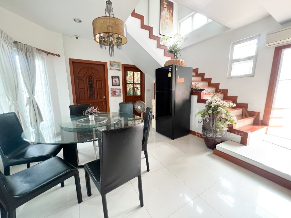 บ้านเดี่ยว ซอยประวิทย์และเพื่อน 14 / 5 ห้องนอน (ขาย), Single House Soi Prawit and Friends 14 / 5 Bedrooms (FOR SALE) PUY143