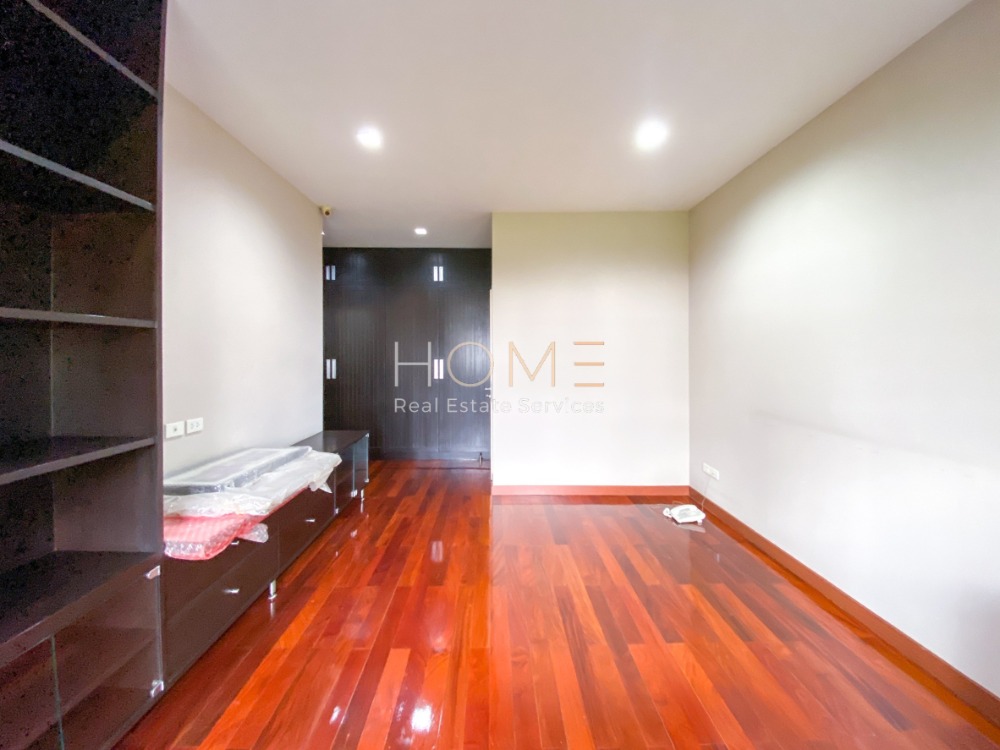 บ้านกลางกรุง แกรนด์ เวียนนา พระราม 3 / 3 ห้องนอน (ขาย), Baan Klang Krung Grande Vienna Rama 3 / 3 Bedrooms (SALE) NUT850