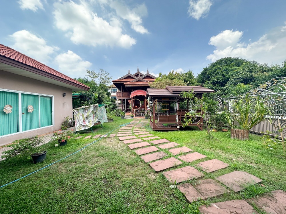 บ้านเดี่ยวติดถนนราชพฤกษ์ ใกล้เซ็นทรัลเวสต์วิลล์ / 5 ห้องนอน (ขาย), Single house next to Ratchaphruek Road. Near Central Westville / 5 Bedrooms (SALE) STONE690