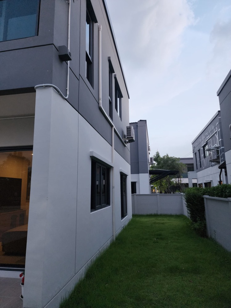 บ้านเดี่ยว เซนโทร บางนา / 3 ห้องนอน (ขาย). Centro Bangna / Detached House 3 Bedrooms (FOR SALE) CJ320