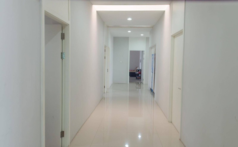 โฮมออฟฟิศ นวมินทร์ 111 แยก 15-4 / 4 ชั้น (ขาย), Home Office Nawamin 111 Yaek 15-4 / 4 Storey (FOR SALE) HL1396