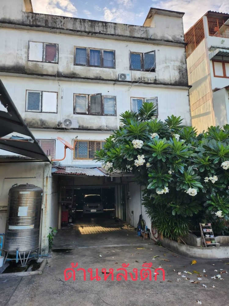 อาคารพาณิชย์ 2 คูหา เจริญรัถ 12 / 5 ห้องนอน (ขาย), Commercial building 2 units Charoenrat 12 / 5 Bedrooms (SALE) DO196