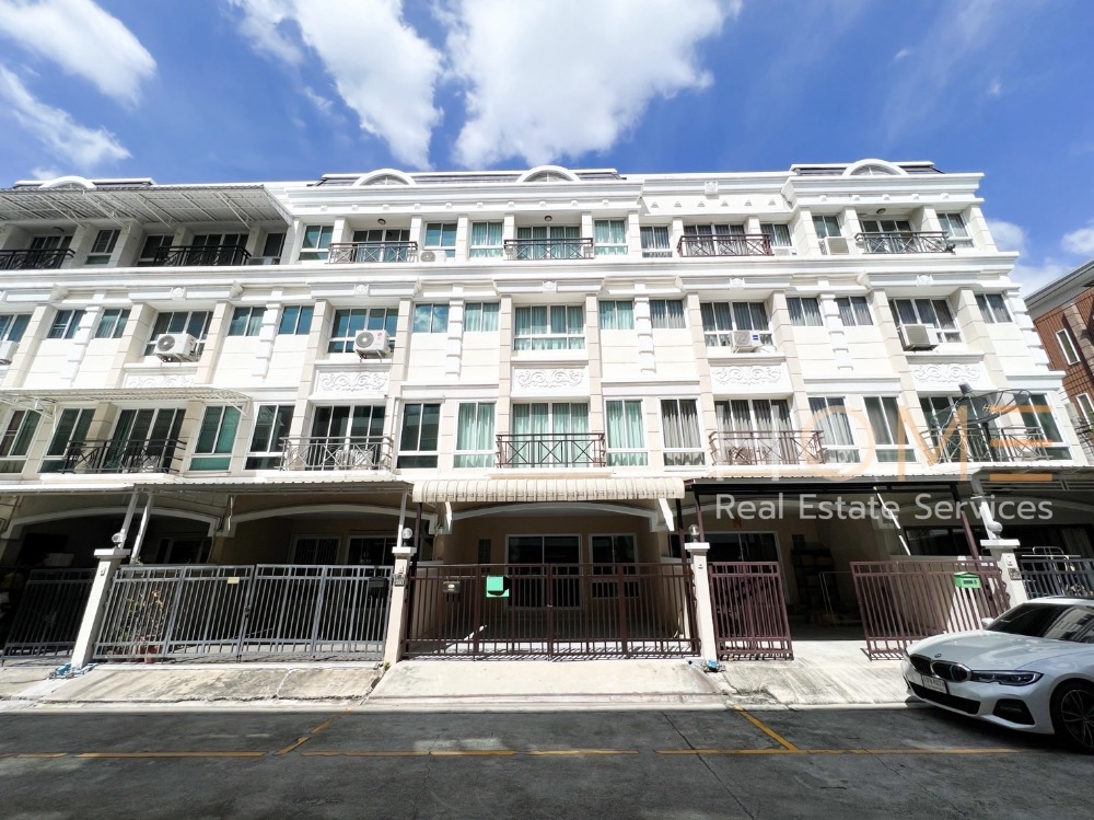 ทาวน์โฮม แกรนด์ เดอ วิลล์ ศรีนครินทร์ / 4 ห้องนอน (ขาย), Grand De Ville Srinakarin / Townhome 4 Bedrooms (FOR SALE) PUY171