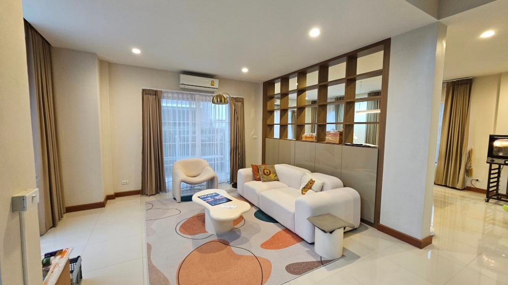 คาซ่า แกรนด์ เพชรเกษม สาย 1 / 3 ห้องนอน (ขาย), Casa Grand Phetkasem Sai 1 / 3 Bedrooms (SALE) MHOW087