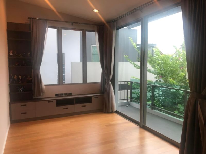 บ้านเดี่ยว ไพรเวท เนอวานา เรสซิเดนซ์ นอร์ท - อีส / 3 ห้องนอน (ขาย), Private Nirvana Residence North - East / Single House 3 Bedrooms (FOR SALE) TIK425