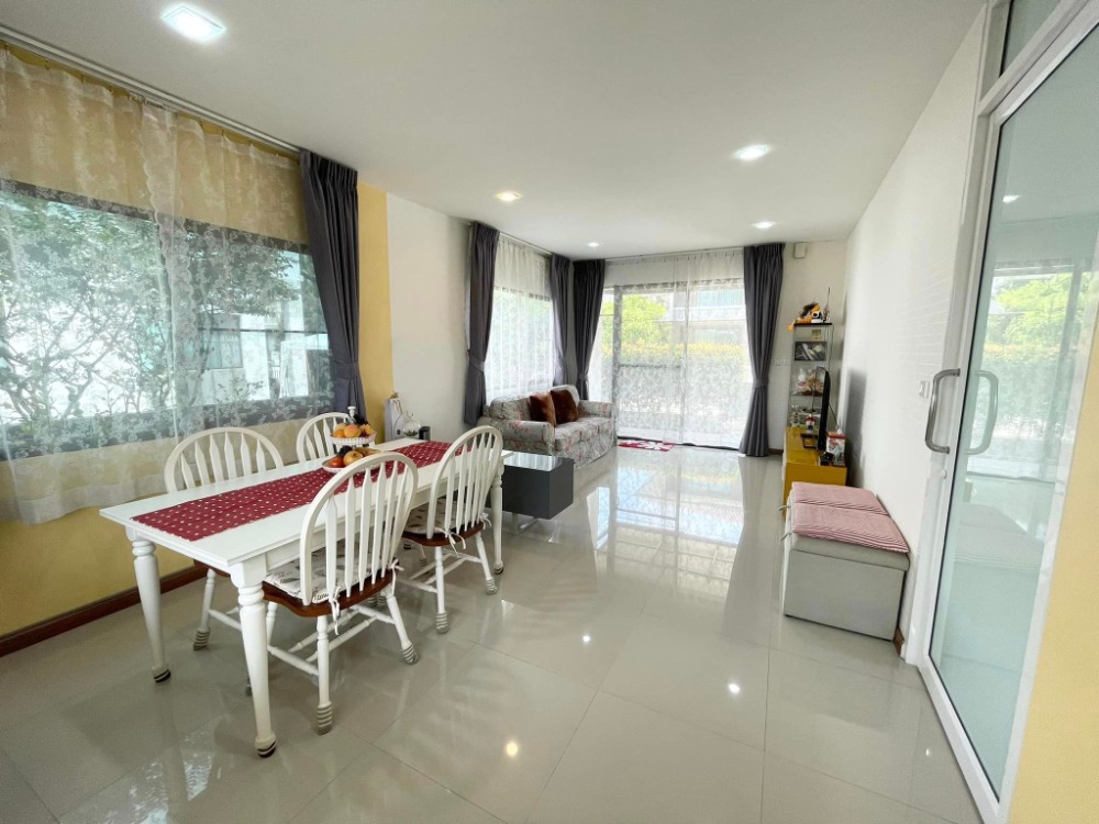 บ้านเดี่ยว โกลเด้น วิลเลจ บางนา - กิ่งแก้ว / 3 ห้องนอน (ขาย), Golden Village Bangna - Kingkaew / Single House 3 Bedrooms (FOR SALE) CJ074