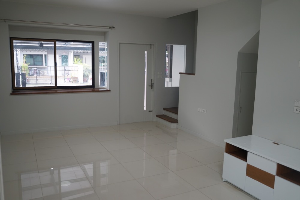 ทาวน์โฮม เดอะ เทอเรส รามอินทรา 65 / 3 ห้องนอน (ขาย), The Terrace Ramintra 65 / Townhome 3 Bedrooms (FOR SALE) TAN528