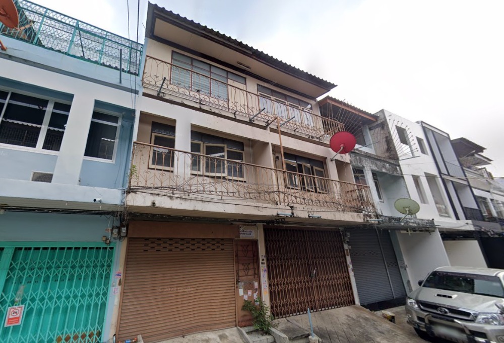 อาคารพาณิชย์ สุขุมวิท 95 / 3 ชั้น (ขาย), Commercial Building Sukhumvit 95 / 3 Storey (FOR SALE) PUY191