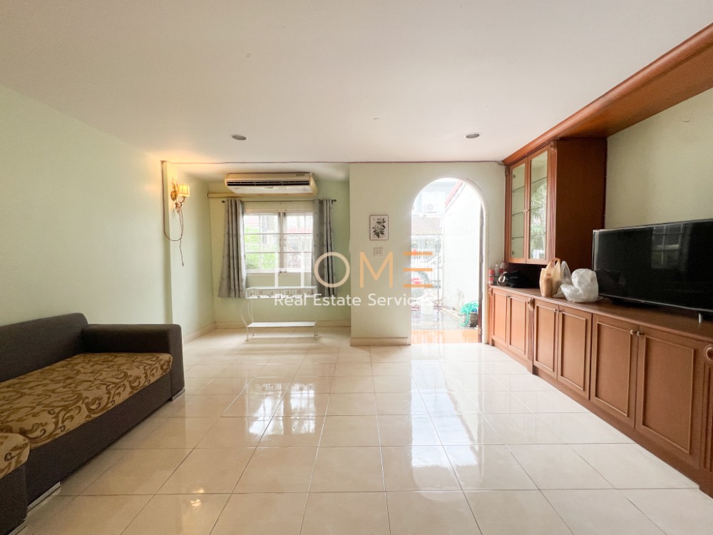 ทาวน์เฮ้าส์ สุขุมวิท 64 / 2 ห้องนอน (ขาย), Townhouse Sukhumvit 64 / 2 Bedrooms (FOR SALE) PUY163