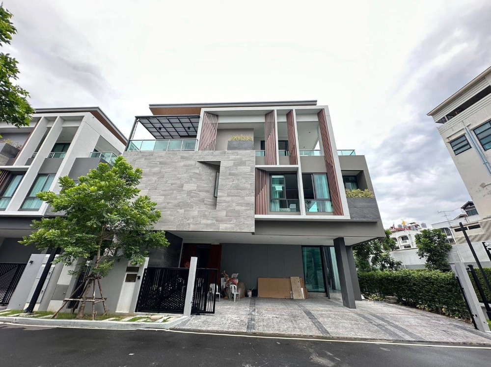 บ้านเดี่ยว เดอะ เจนทริ พัฒนาการ / 5 ห้องนอน (ขาย), The Gentry Pattanakarn / Detached House 5 Bedrooms (FOR SALE) TIK416