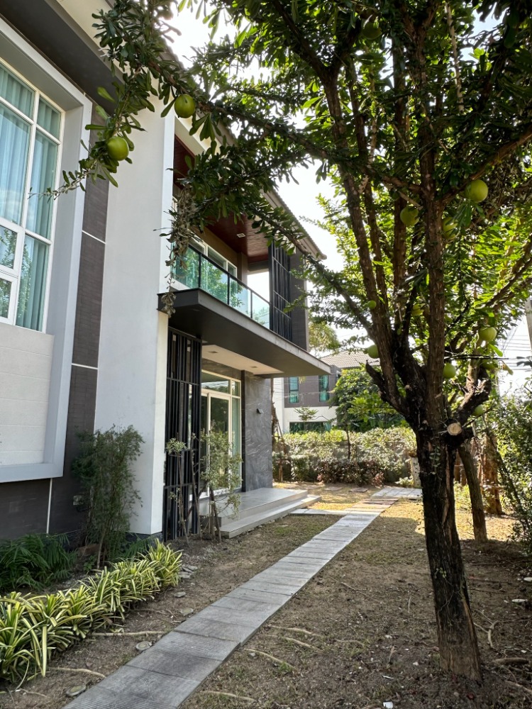 บ้านเดี่ยว วรารมย์ พรีเมี่ยม วัชรพล - จตุโชติ / 4 ห้องนอน (ขาย), Vararom Premium Watcharapol - Chatuchot / Detached House 4 Bedrooms (FOR SALE) TAN546