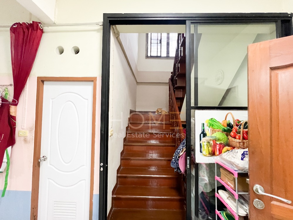 บ้านแฝด หมู่บ้าน รังสิยา ปุณณวิถี 22 / 3 ห้องนอน (ขาย), Rangsiya Village Punnawithi 22 / Semi-Detached House 3 Bedrooms (FOR SALE) PUY222