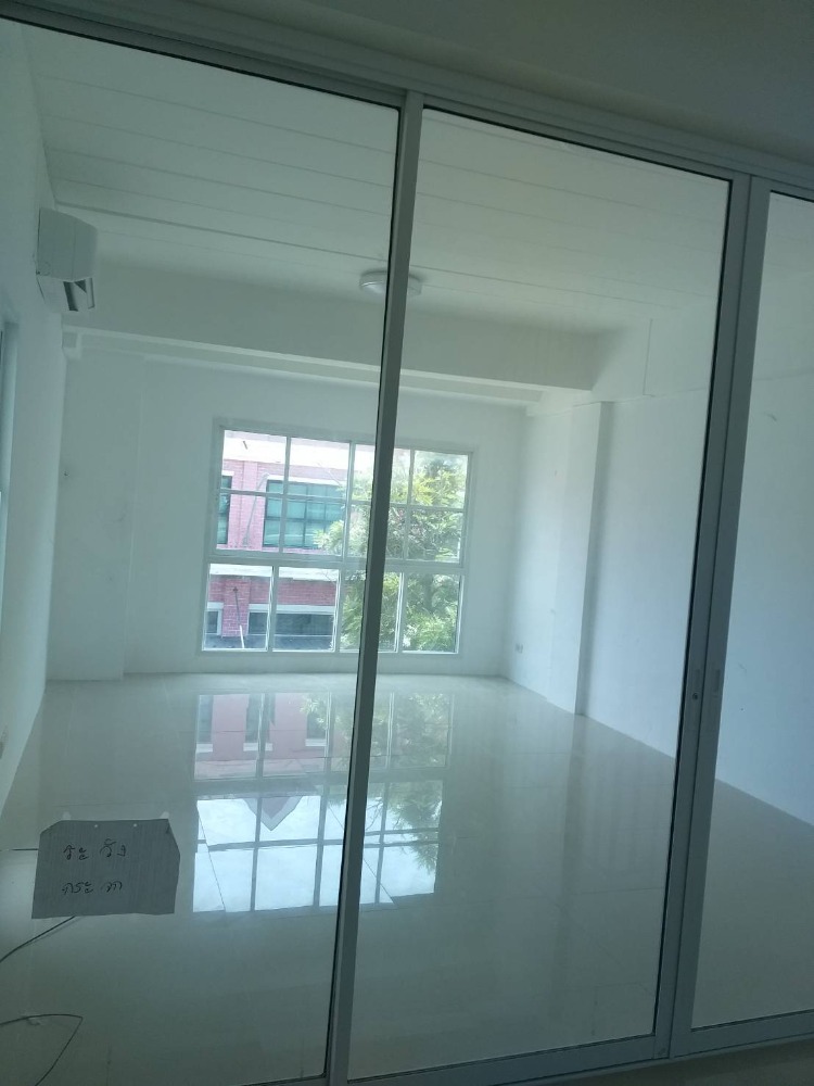 บรารี่ทาวน์ ประชาอุทิศ 90 / 2 ห้องนอน (ขายพร้อมผู้เช่า), Library Town Prachauthit 90 / 2 Bedrooms (SALE WITH TENANT) MHOW139