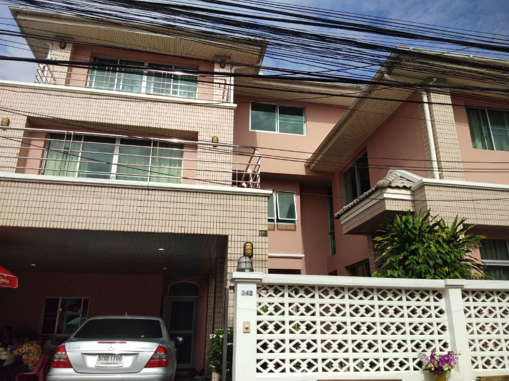 บ้านเดี่ยว พัฒนาการ 50 / 4 ห้องนอน (ขาย), Detached House Pattanakarn 50 / 4 Bedrooms (FOR SALE) TIK426