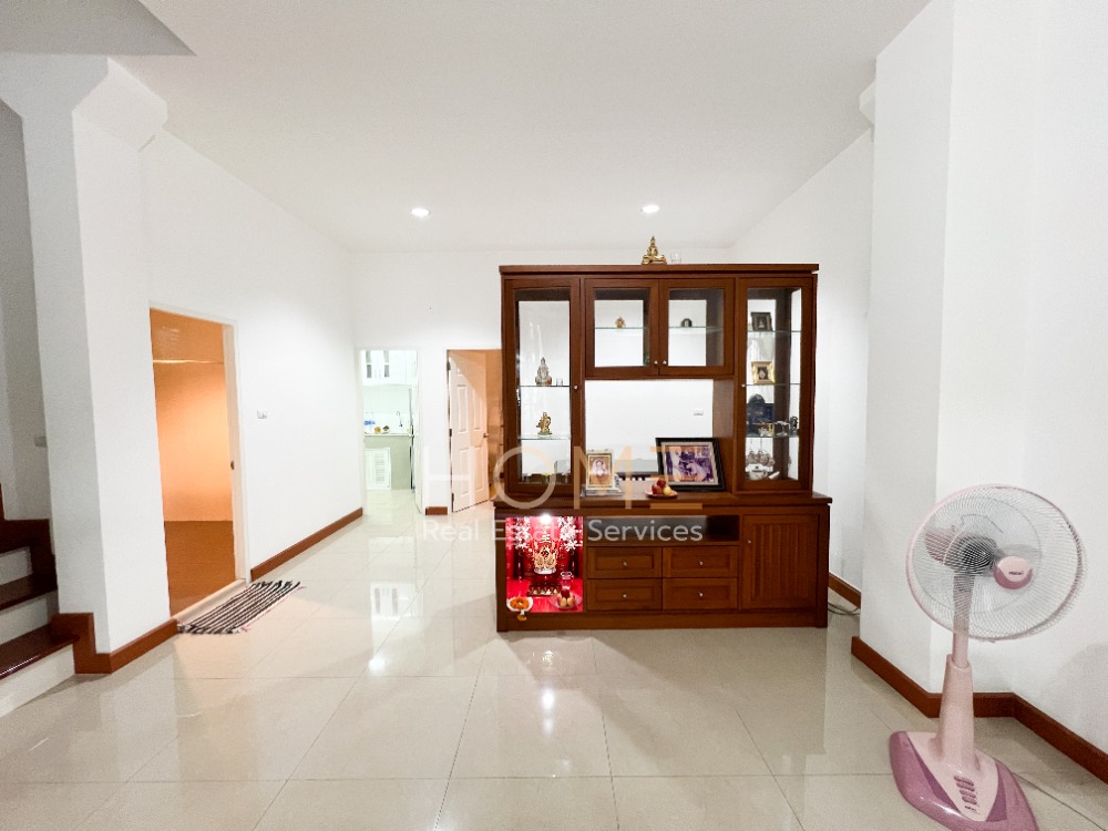 ทาวน์โฮม บ้านฟ้าหลวงวิลล์ สุขุมวิท / 3 ห้องนอน (ขาย), Baan Fahluang Ville Sukhumvit / Townhome 3 Bedrooms (FOR SALE) PUY237