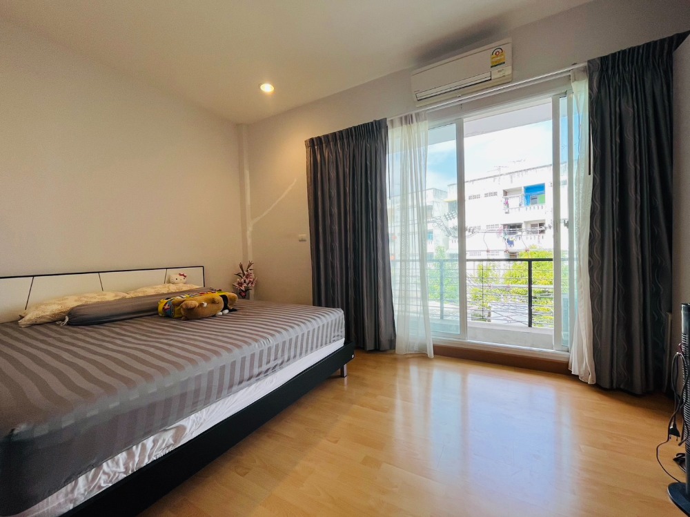 ทาวน์โฮม บ้านกลางเมือง ลาดพร้าว 101 / 3 ห้องนอน (ขาย), Baan Klang Muang Ladprao 101 / Townhome 3 Bedrooms (FOR SALE) RUK337