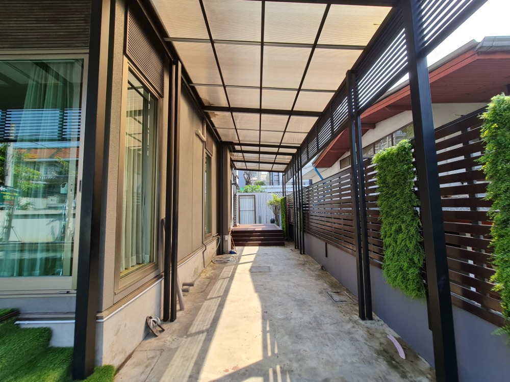 บ้านเดี่ยว ซอยรามคำแหง 24 แยก 24 / 2 ห้องนอน (ขายหร้อมผู้เช่า), Detached House Soi Ramkhamhaeng 24 Yaek 24 / 2 Bedrooms (SALE WITH TENANT) COF450