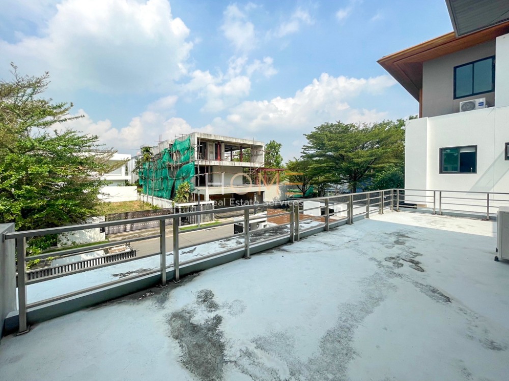 บ้านเดี่ยว โนเบิล เรสซิเดนซ์ พัฒนาการ / 5 ห้องนอน (ขาย), Noble Residence Pattanakarn / Detached House 5 Bedrooms (FOR SALE) PALM745