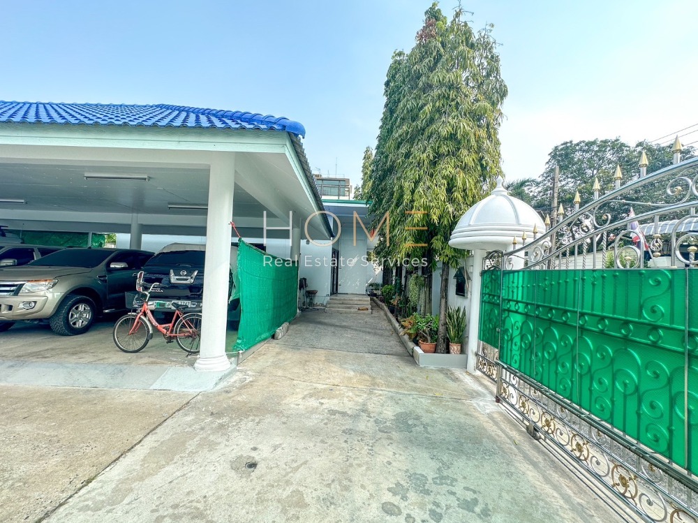 บ้านเดี่ยวพร้อมที่ดิน ซอย ลาซาล 32 / 1 ไร่ (ขาย), House with Land Soi Lasalle 32 / 1,600 Square Metre (FOR SALE) PUY269