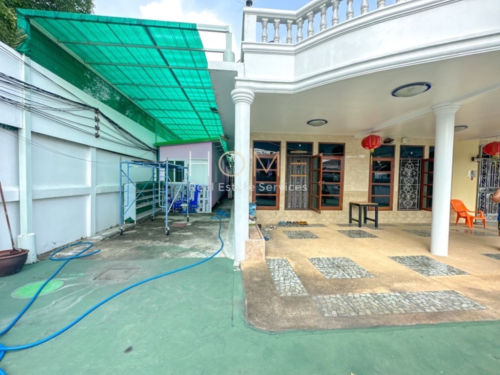 บ้านเดี่ยวพร้อมที่ดิน ซอย ลาซาล 32 / 1 ไร่ (ขาย), House with Land Soi Lasalle 32 / 1,600 Square Metre (FOR SALE) PUY269