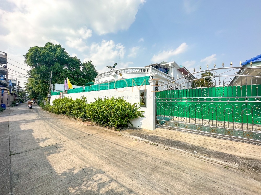 บ้านเดี่ยวพร้อมที่ดิน ซอย ลาซาล 32 / 1 ไร่ (ขาย), House with Land Soi Lasalle 32 / 1,600 Square Metre (FOR SALE) PUY269