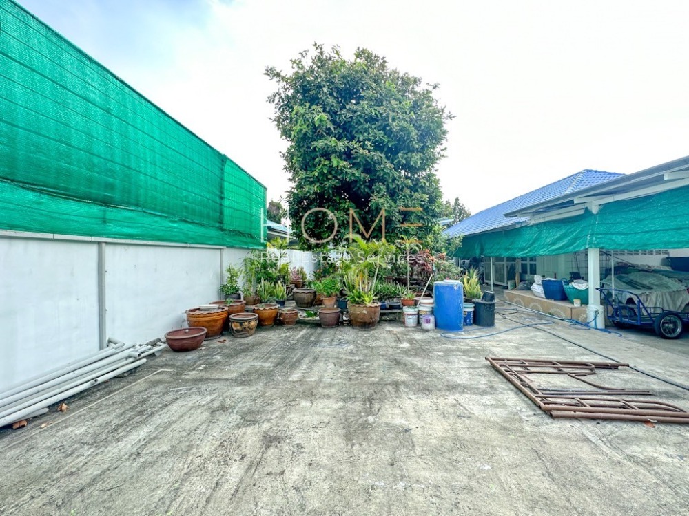 บ้านเดี่ยวพร้อมที่ดิน ซอย ลาซาล 32 / 1 ไร่ (ขาย), House with Land Soi Lasalle 32 / 1,600 Square Metre (FOR SALE) PUY269