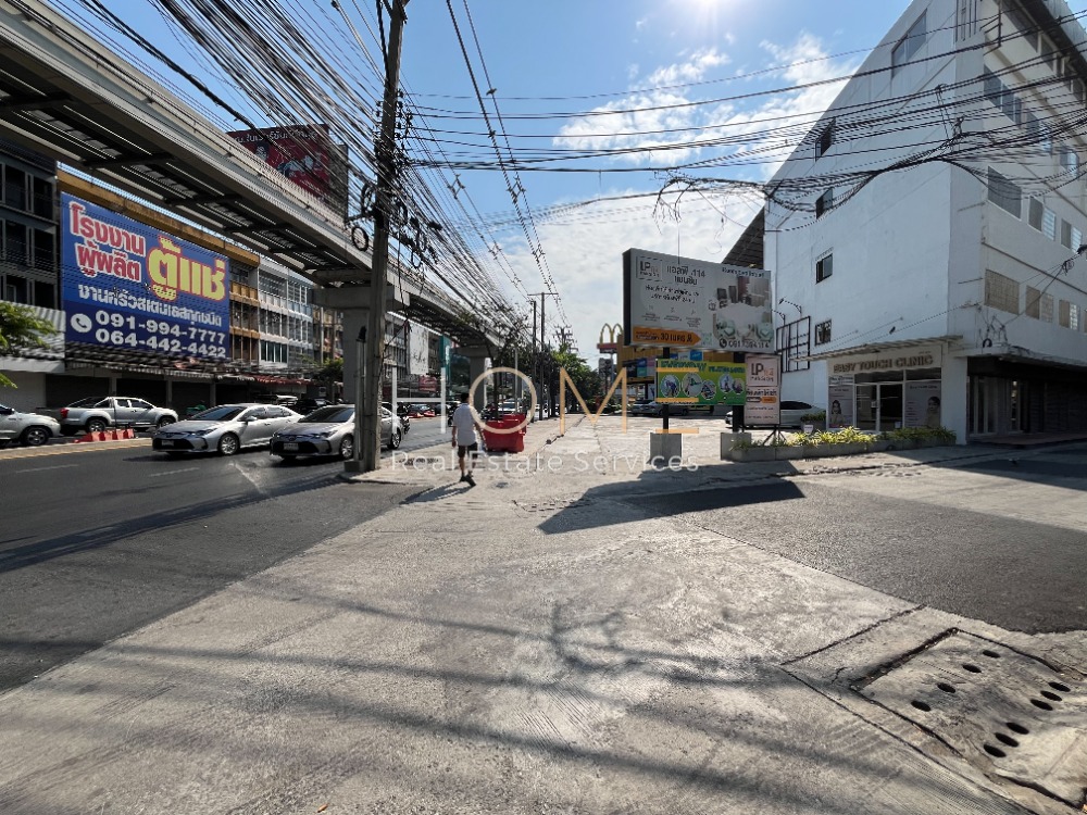 ที่ดิน ลาดพร้าว 114 / 155 ตารางวา (ขาย), Land Ladprao 114 / 620 Square Metre (FOR SALE) RUK710