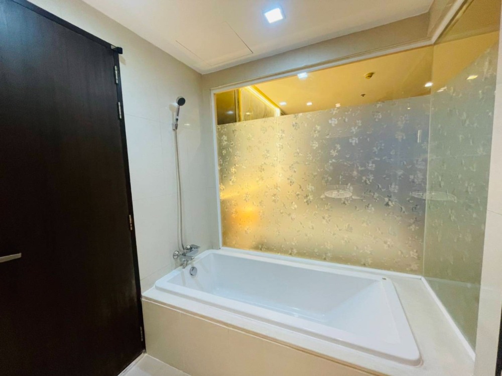 Sky Walk Residences / 1 Bedroom (SALE WITH TENANT), สกาย วอล์ค เรสซิเดนซ์ / 1 ห้องนอน (ขายพร้อมผู้เช่า) HL1517