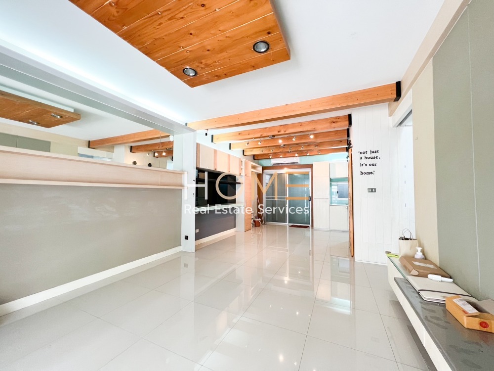 ทาวน์ อเวนิว พุทธบูชา ซอย 9 / 3 ห้องนอน (ขาย), Town Avenue Putthabucha Soi 9 / 3 Bedrooms (SALE) PUP296