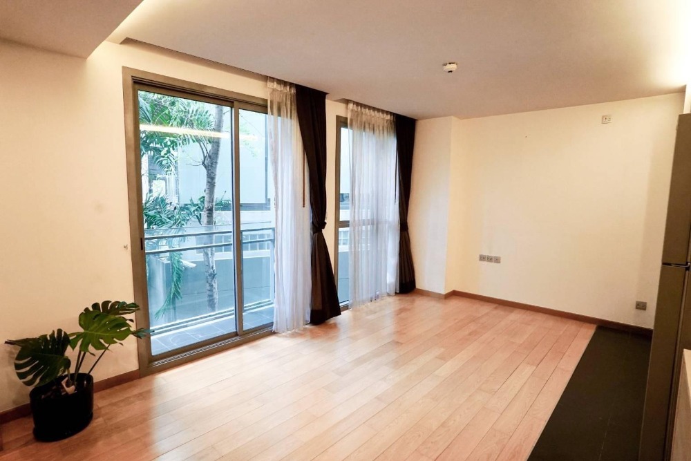 Via Botani Sukhumvit 47 / 1 Bedroom (FOR SALE), เวีย โบทานี สุขุมวิท 47 / 1 ห้องนอน (ขาย) HL696