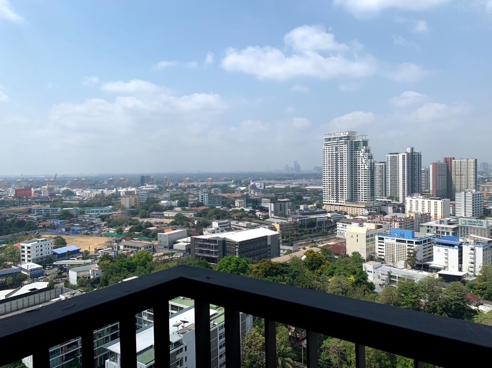 Rhythm Sukhumvit 44/1 / 2 Bedrooms (SALE WITH TENANT), ริธึ่ม สุขุมวิท 44/1 / 2 ห้องนอน (ขายพร้อมผู้เช่า) HL1042