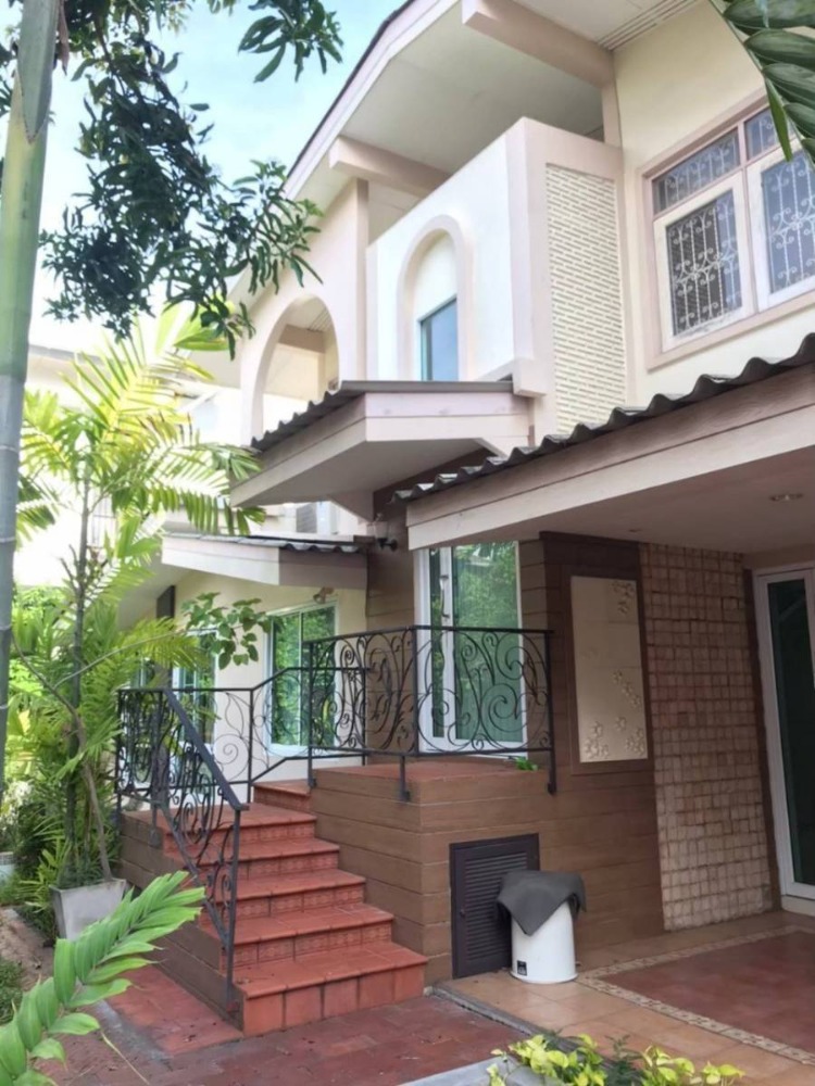 บ้าน ซอยสายลม (ซอยพหลโยธิน 8) / 4 ห้องนอน (ขาย), House Soi Sailom (Soi Phahonyothin 8) / 4 Bedrooms (SALE) NUB623