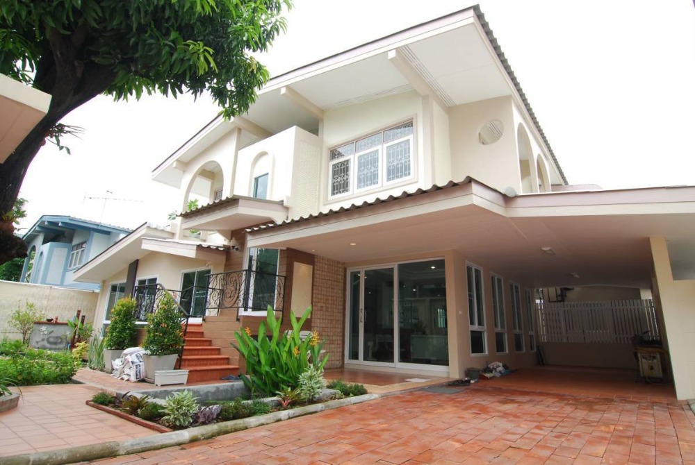 บ้าน ซอยสายลม (ซอยพหลโยธิน 8) / 4 ห้องนอน (ขาย), House Soi Sailom (Soi Phahonyothin 8) / 4 Bedrooms (SALE) NUB623