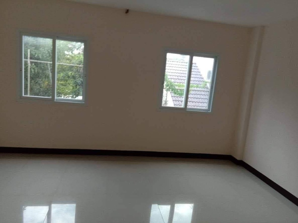 โฮมออฟฟิศ นิรันดร์ อเวนิว รามคำแหง / 3 ชั้น (ขาย), Nirun Avenue Ramkhamhaeng / 3 Storey (FOR SALE) JANG009