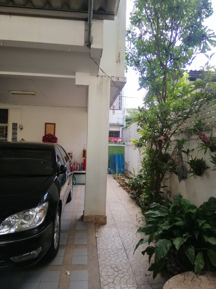 บ้านเดี่ยว อินทามระซอย 1 / 3 ห้องนอน (ขาย), House Inthamara Soi 1 / 3 Bedrooms (SALE) NUB630