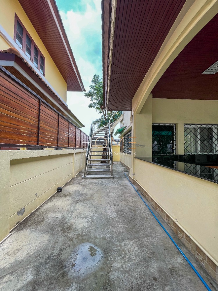 บ้านเดี่ยว นครินทร์ การ์เด้น / 4 ห้องนอน (ขาย), Nakarin Garden / Detached House 4 Bedrooms (FOR SALE) COF477