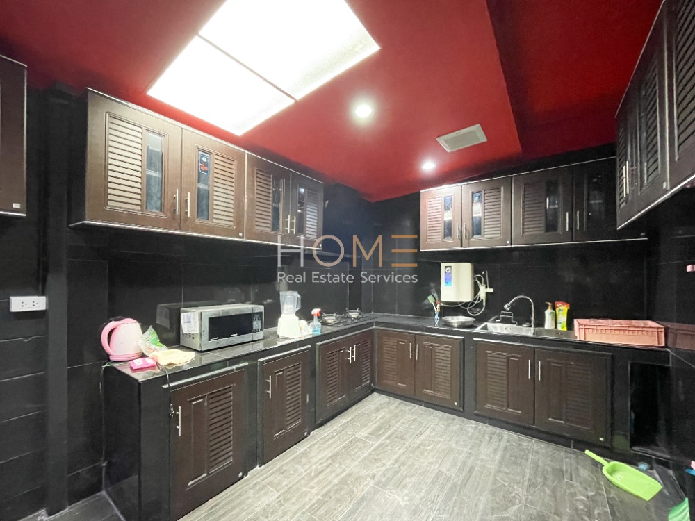 ทาวน์เฮ้าส์ พหลโยธิน 18/1 / 3 ห้องนอน (ขาย), Townhouse Phahonyothin 18/1 / 3 Bedrooms (SALE) MEAW382