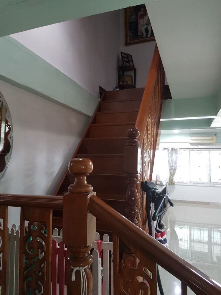 ทาวน์เฮ้าส์ ซอยร่วมน้ำใจ / 4 ห้องนอน (ขาย), Townhouse Soi Ruam Nam Chai / Townhouse 4 Bedrooms (FOR SALE) RUK091