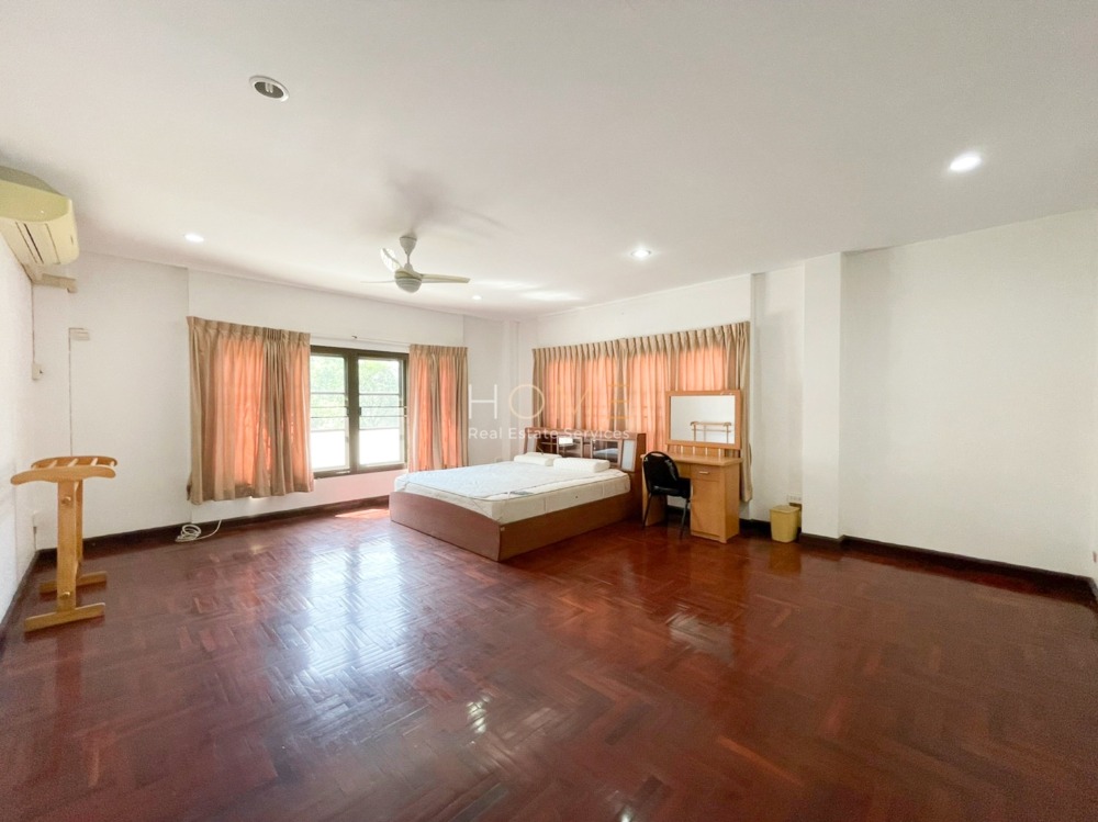 บ้านเดี่ยว เสรีวิลล่า / 8 ห้องนอน (ขาย), Seri Villa / Detached House 8 Bedrooms (FOR SALE) TP322