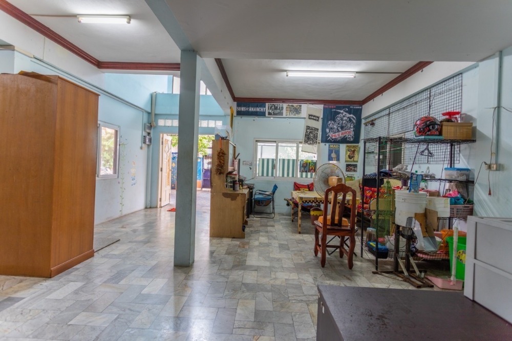 บ้านเดี่ยว ลาดพร้าว 64 แยก 12 / 5 ห้องนอน (ขาย), Detached House Ladprao 64 Yaek 12 / 5 Bedrooms (FOR SALE) RUK369