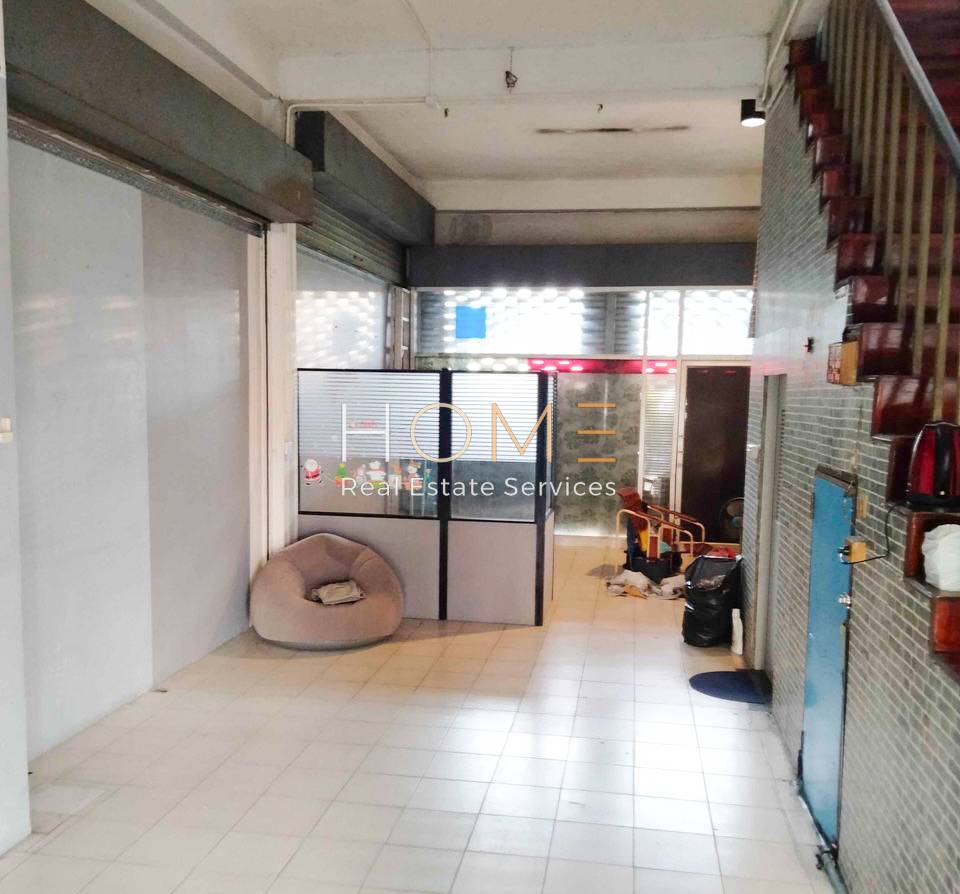 อาคารพาณิชย์ ซอยรามคำแหง 24 / 3 ชั้น (ขาย), Commercial Building Soi Ramkhamhaeng 24 / 3 Storey (FOR SALE) JANG073